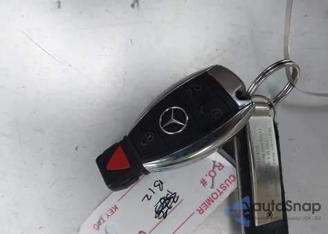 2018 Mercedes-Benz C 300 из США, поврежденный, VIN WDDWF4JB1JR422958